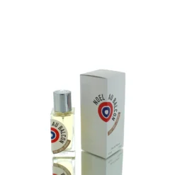 Etatlibredorangenoelaubalcon Woman